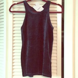 Velvet tank